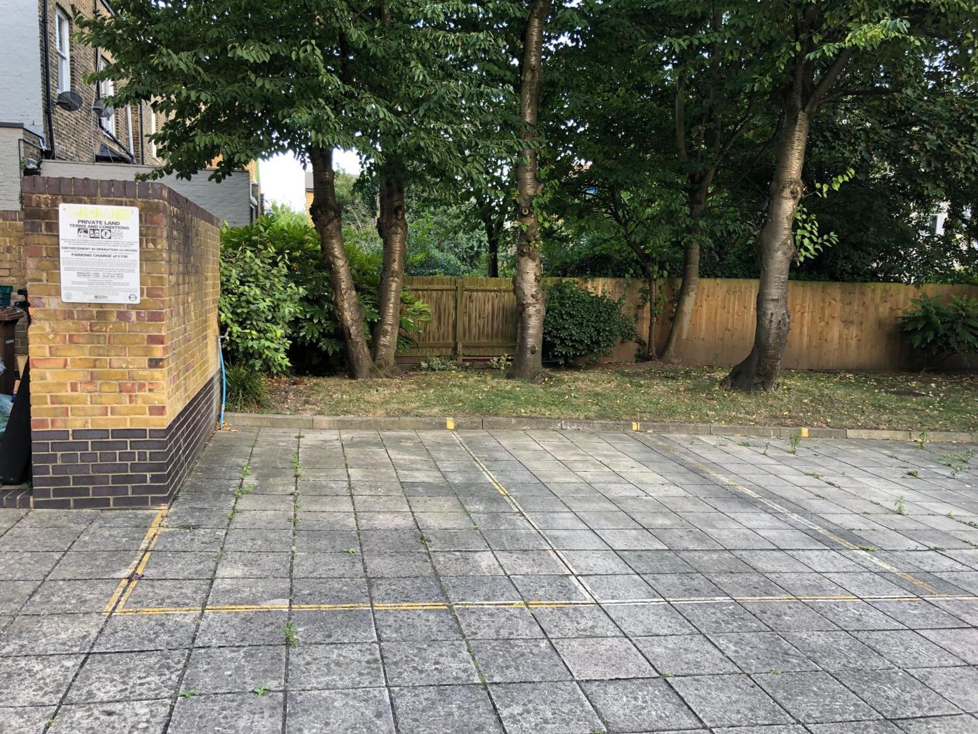 Cosy 2 Bedroom Flat In Manor House London Ngoại thất bức ảnh
