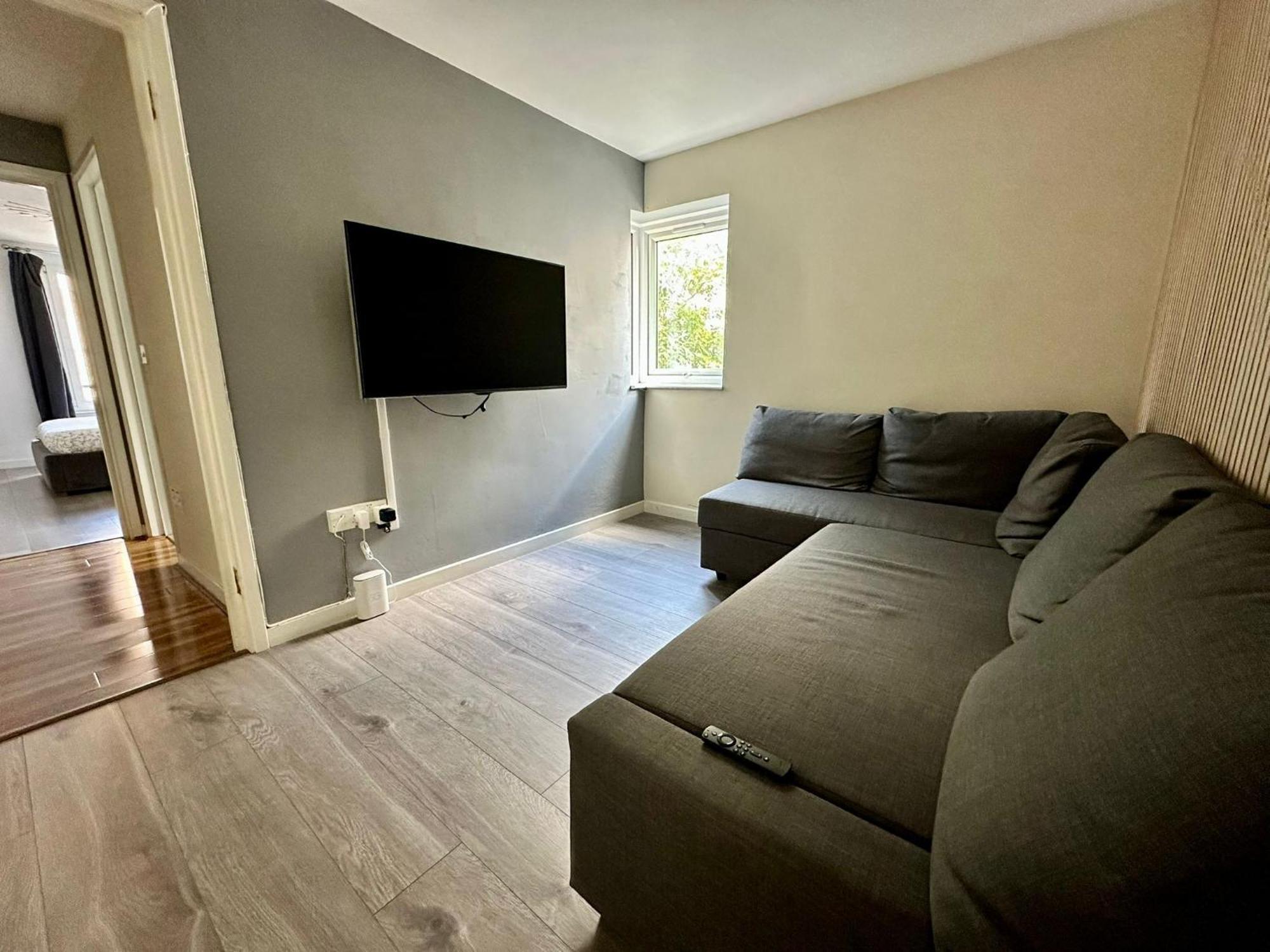 Cosy 2 Bedroom Flat In Manor House London Ngoại thất bức ảnh